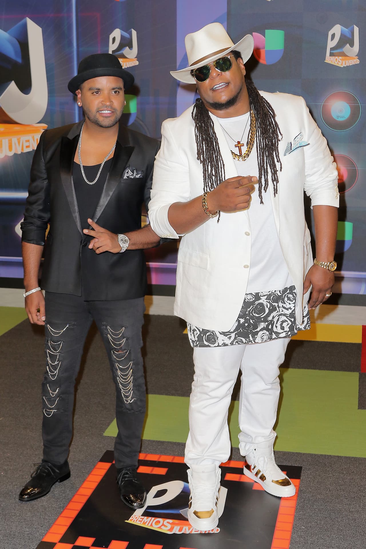 Zion y Lennox han dejado clao que la llamar la atención es algo que los cantantes aman hacer.