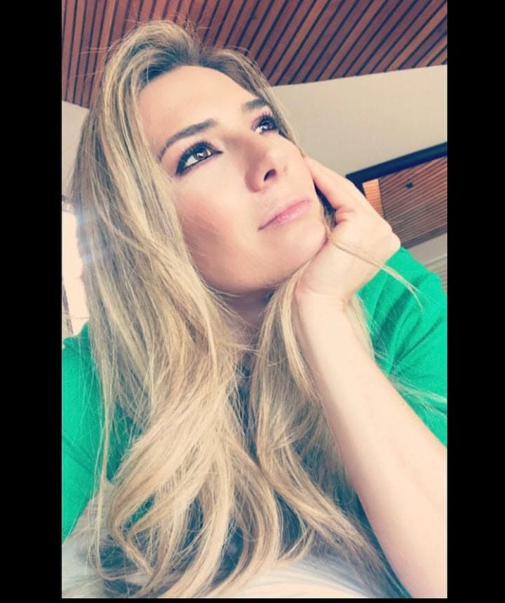 En el año 2009 formó parte de los presentadores del noticiero
<b>Primero Noticias </b>de Carlos Loret de Mola presentando la información de espectáculos.
<br>