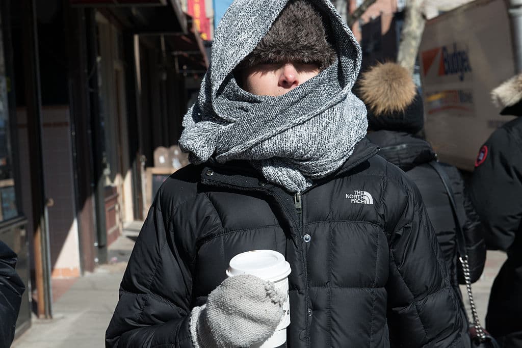 Es un día de varias capas de ropa: temperaturas congelantes afectan al área de Nueva York