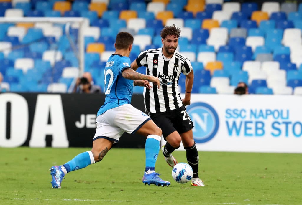 La Juve controló el partido hasta que los errores de Scezny y Mise Kean, el partido se volteó y el Napoli venció 2-1.