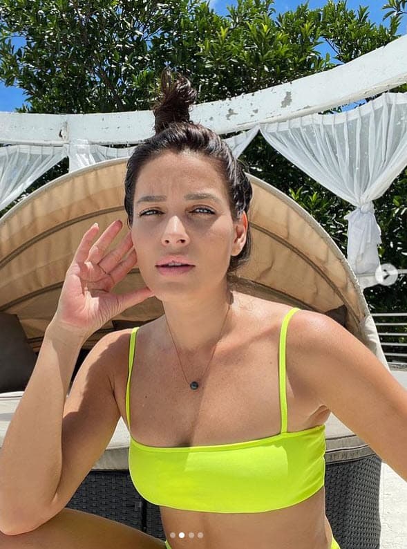 "El pasado noviembre, diciembre estuve en México, en Veracruz, de donde soy, y Veracruz es de los lugares más altos de feminicidios y a veces 
<b>me daba miedo caminar en la calle, caminar de noche</b>", confesó en 'Sale el sol'.
<br>