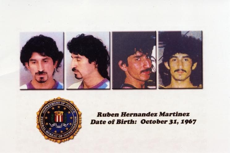 <h3 class="cms-H3-H3">Rubén Hernández Martínez</h3>
<br>En mayo de 2002, Martínez -el exfugitivo número 472 de los más buscados- 
<a href="https://www.fbi.gov/wanted/topten/topten-history/hires_images/FBI-472-RubenHernandezMartinez.jpg/view" target="_blank">fue arrestado </a>
<b>sin incidentes en Río Bravo, México, por las autoridades locales.</b>