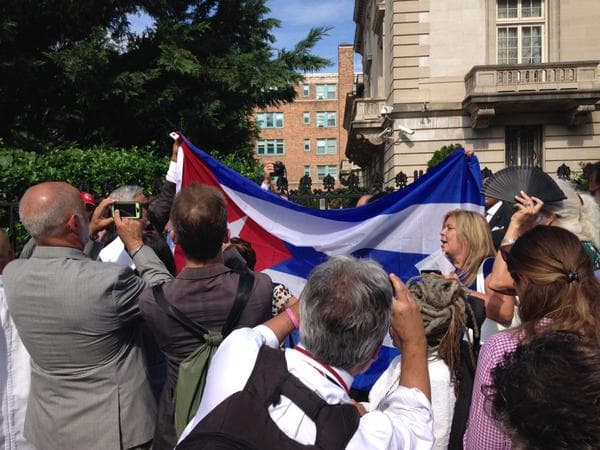 Reapertura de la embajada cubana en Washington.