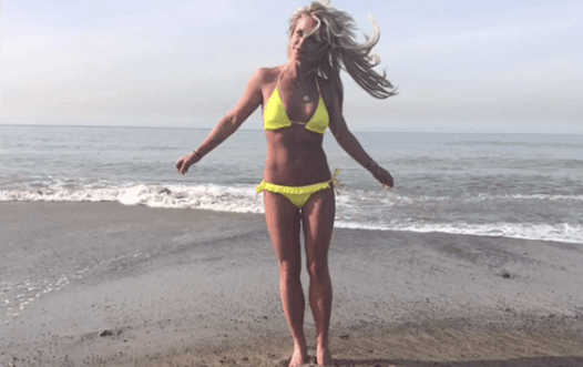 No nos cansamos de ver a la princesa del pop divertirse de lo lindo.