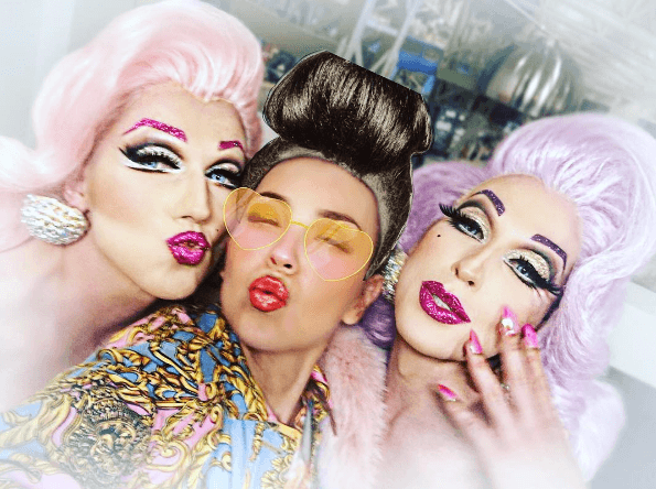 ¿Qué tal de linda con esta moda de los años 60?