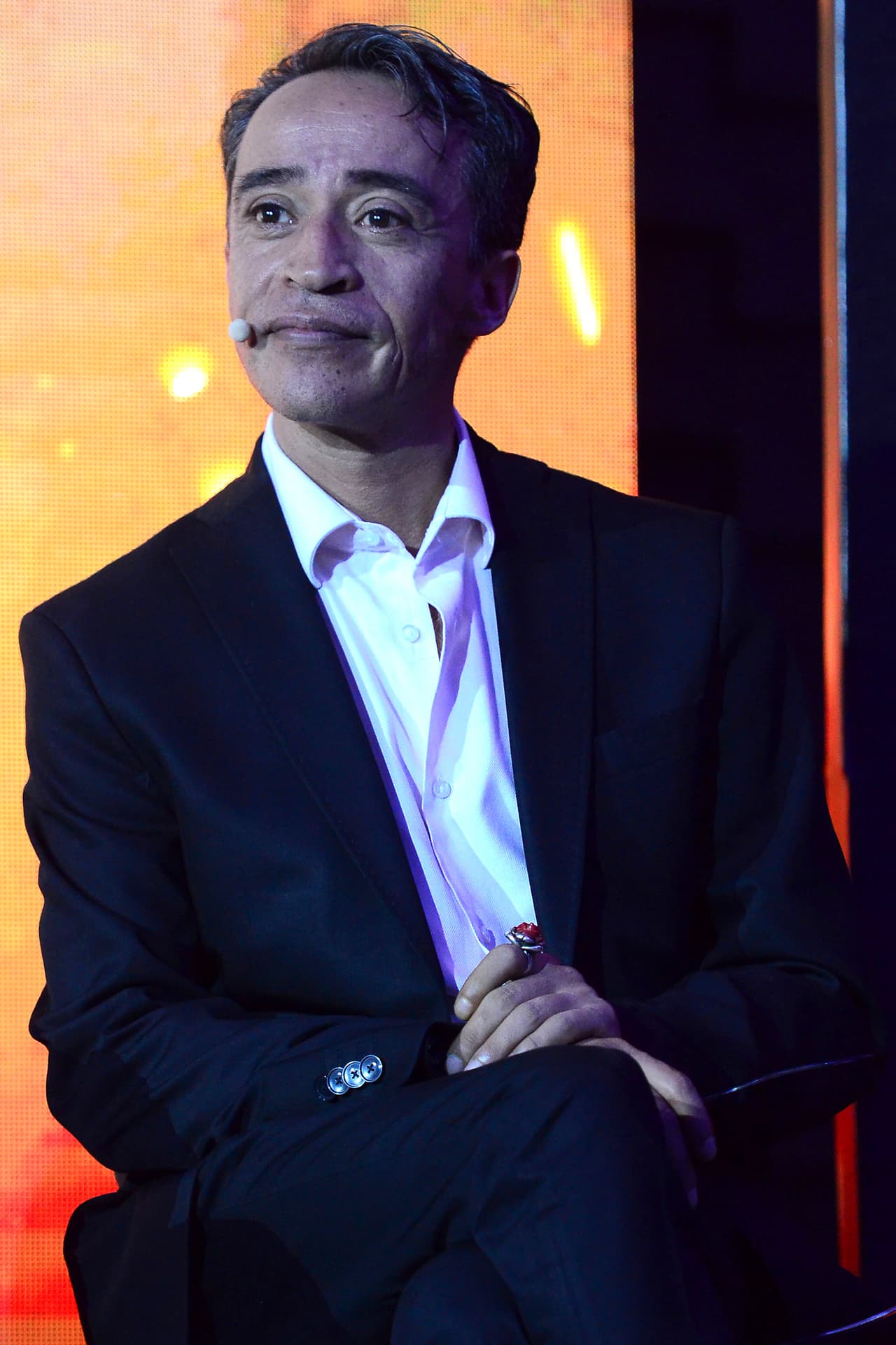 "
<b><a href="https://www.univision.com/famosos/william-levy-dejo-fascinada-a-una-actriz-y-no-es-precisamente-elizabeth-gutierrez-fotos" target="_blank">Es un gran tipo, un gran ser humano, un gran actor.</a></b> Es un hombre aventurado, intrépido, que trabaja muchísimo, sumamente apasionado, pero yo también soy un ser muy apasionado que disfruto mucho mi trabajo y debo confesarte que la verdad nos encontramos muy bien trabajando juntos. Tanto así, que tenemos toda la intención de repetir, de volver a hacer cosas más adelante", dijo Sosa al programa 
<b><a href="https://twitter.com/deprimeramano/status/1176270385781727232?s=21" target="_blank">'De primera mano'</a></b> .