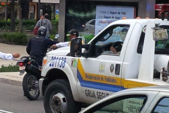 El programa radiofónico Formato 21 indica que fueron unos 15 automóviles los que fueron remitidos al corralón.