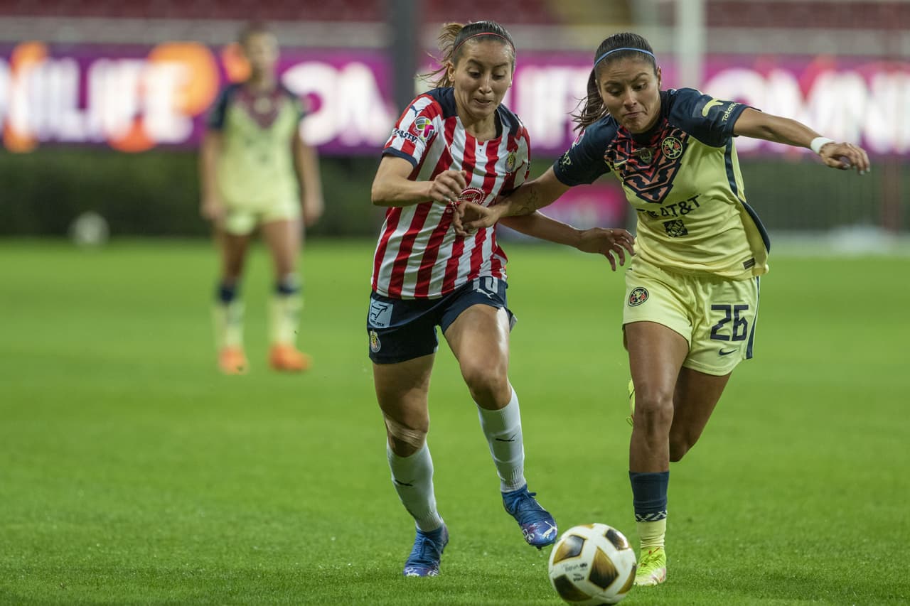 during the game Guadalajara vs America, corresponding to Quarterfinal second leg round match of Torneo Apertura Grita Mexico A21 of the Liga BBVA MX Femenil, at Akron Stadium, on December 06, 2021. 
<br>
<br> durante el partido Guadalajara vs America, correspondiente al partido de vuelta de Cuartos de Final del Torneo Apertura Grita Mexico A21 de la Liga BBVA MX Femenil, en el Estadio Akron, el 06 de diciembre de 2021.