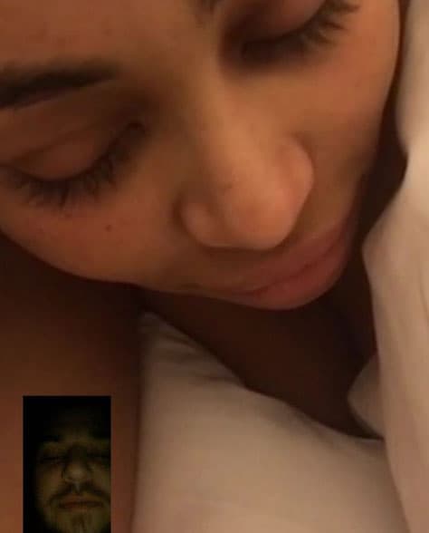 En conversación vía Facetime, vemos a los rostros de los dos tras el incidente.