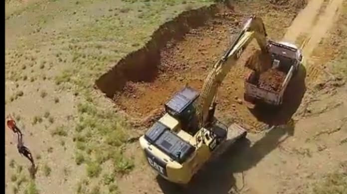 Los trabajos del dragado removieron sobre 10 millones de pies cúbicos de sedimento, aumentando así la capacidad de almacenamiento.