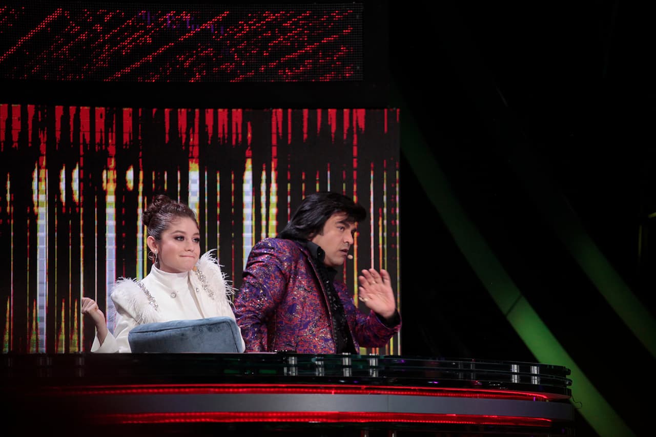 Karol y Albertano también estaban en plena fiesta.