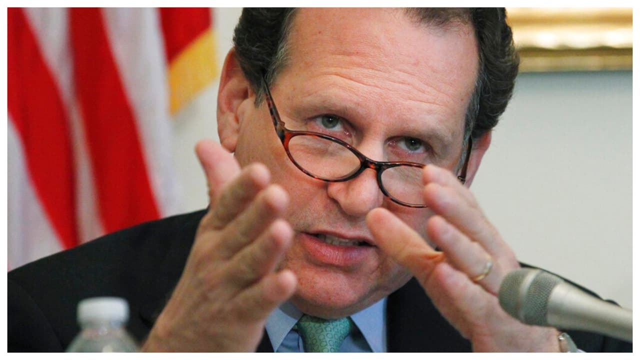 Políticos republicanos y demócratas de Florida alaban al exrepresentante Lincoln Díaz-Balart