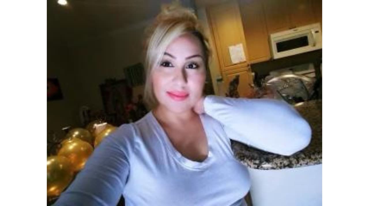 Erica Chanon en una foto proporcionada por su familia. La madre de seis hijos fue asesinada en San José por su marido Salvador Pantoja, quien también mató al guardia de seguridad Marco Carral Durán.