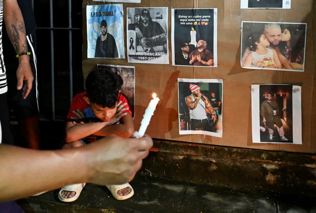 Muchos reclaman
<b><a href="https://www.univision.com/local/miami-wltv/una-cancion-juntos-y-otros-planes-que-el-primo-de-el-taiger-antes-de-que-el-musico-cubano-fuera-asesinado-video" target="_blank">que el cuerpo del artista sea repatriado a La Habana, Cuba,</a></b> pero todo apunta a que los restos de 'El Taiger' tendrán que ser cremados.