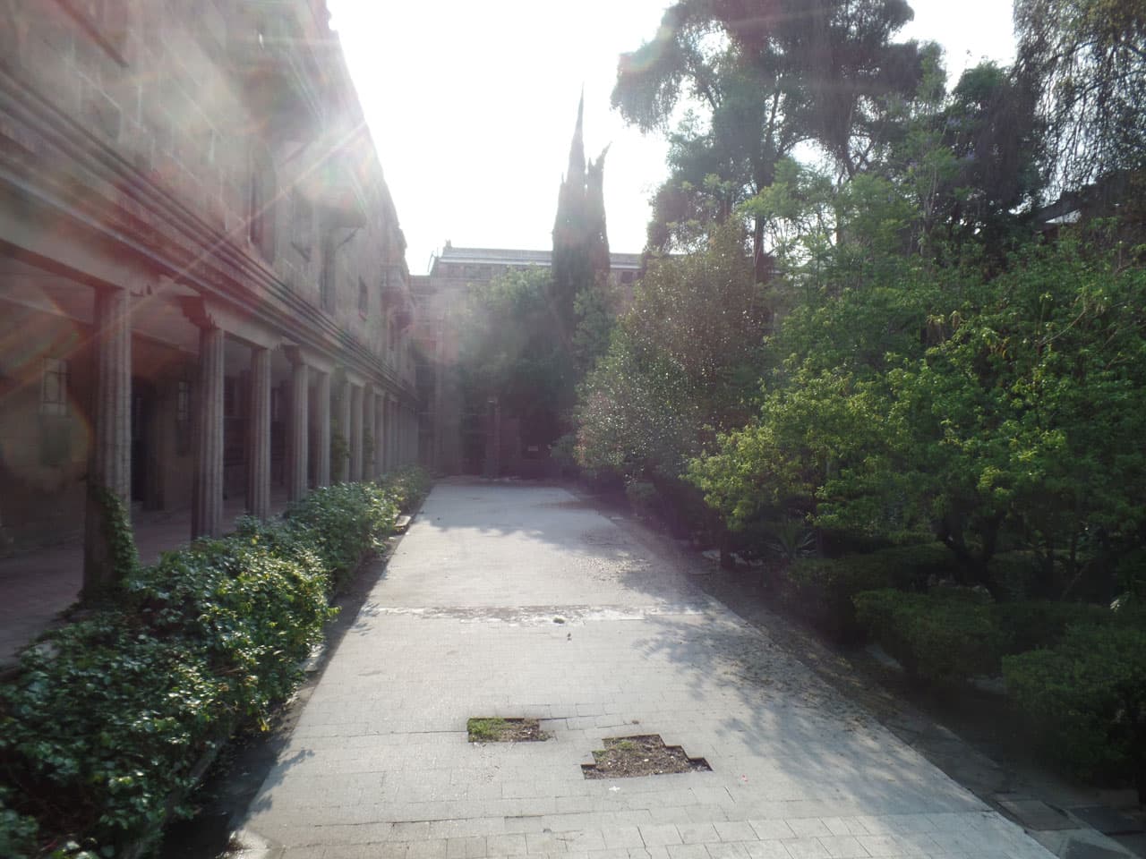Estos sets de la serie "Yago" están construídos en un hotel abandonado de la Ciudad de México.
