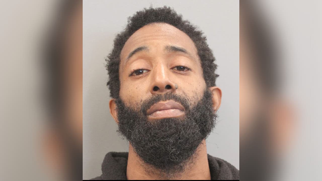 Earls bajó de su carro y comenzó a disparar, una de las balas impactó a Arlene en la cabeza, fue trasladada a un hospital y diagnosticada con muerte cerebral, al día siguiente fue desconectada del respirador artificial y más tarde fue pronunciada muerta. El sospechoso salió libre tras pagar fianza. Los padres de Arlene exigen justicia.