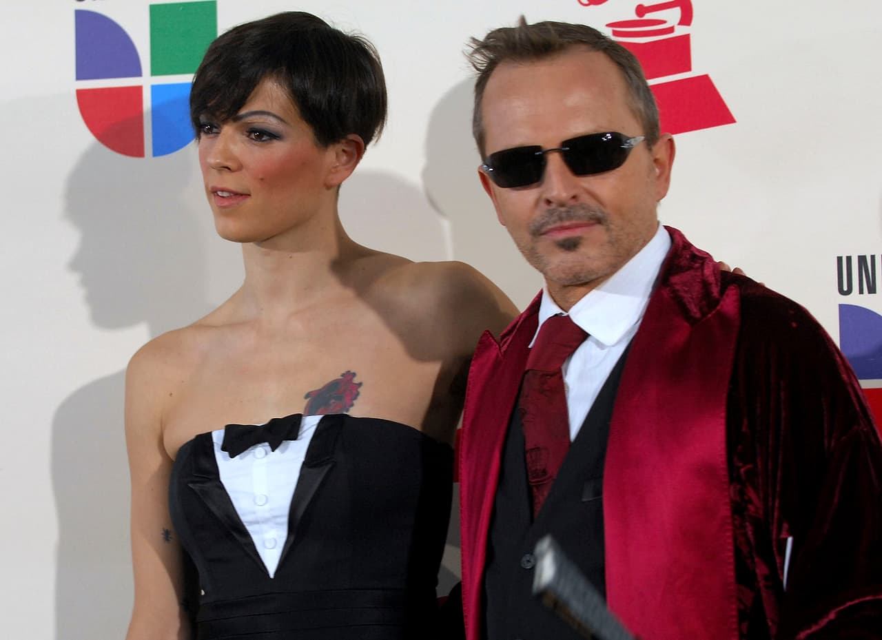 ¿Quién recuerda cuando acompañó a Miguel Bosé en la alfombra de los Latin Grammy en el 2007?