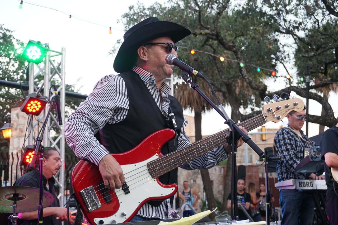 Ram Herrera, Los Banger Broz and Jorge Alejandro took the stage inside La Villita.