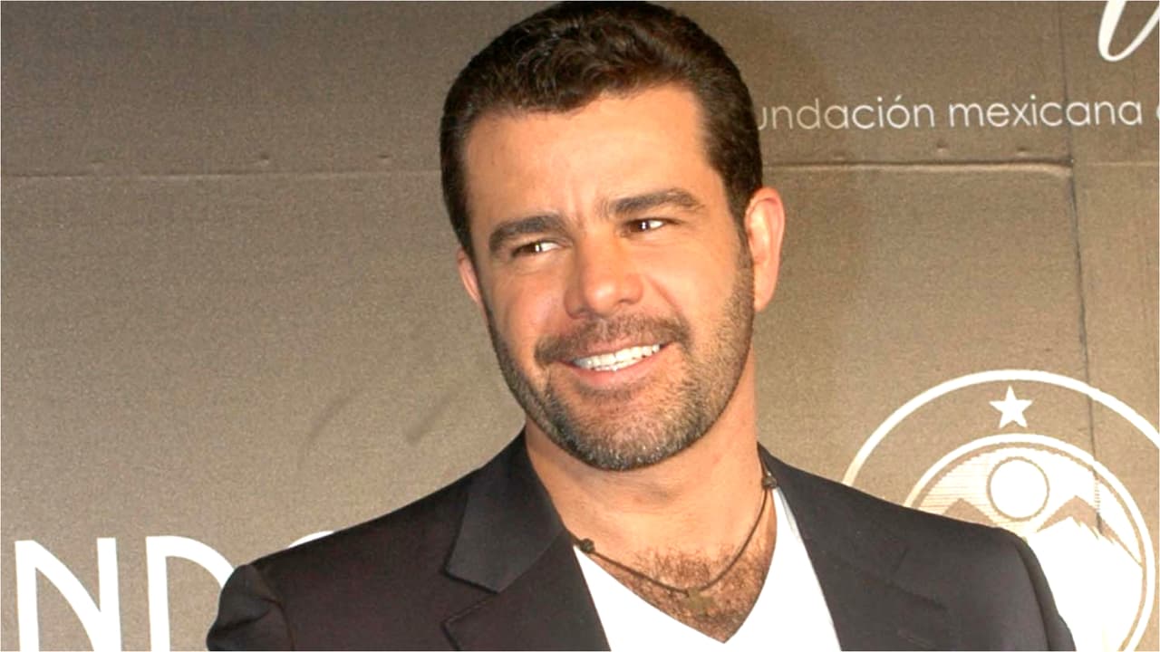 Eduardo Capetillo, equipo de los Consagrados, Juego de Voces