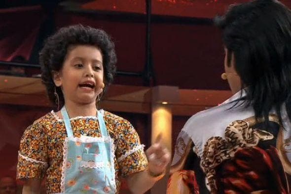 Ana Celeste llegó a Pequeños Gigantes cuando tenía 7 años. Entró al reality para hacer gala de su mejor talento: su carisma. En una de sus participaciones se caracterizó de 'Doña Luchita', una parodia de 'Doña Lucha', personaje interpretado por Mara Escalante. Para placer del público, Albertano y Galilea acompañaron a la pequeña en su sketch.