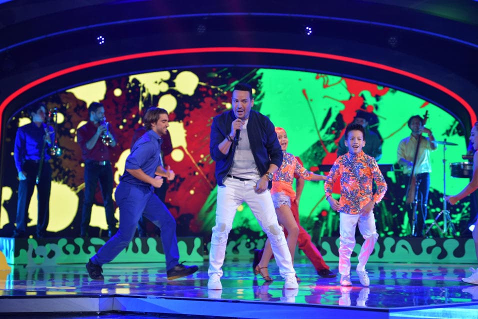 La parejita bailó al ritmo de 'Sal a bailar'. 
<b><a href="http://www1.univision.com/shows/pequenos-gigantes/victor-manuelle-puso-el-ritmo-pero-marilyn-y-jerick-pusieron-el-baile-video" target="_blank">Mira aquí la presentación</a></b>