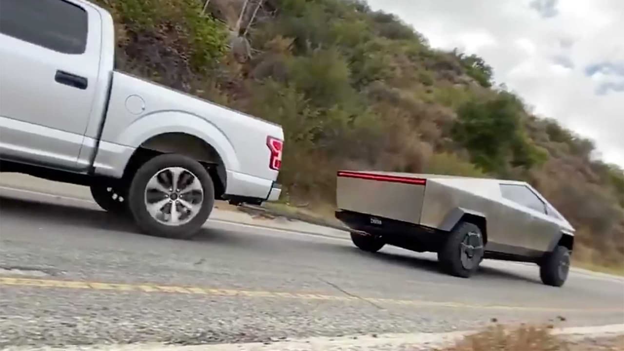 Ford niega segunda oportunidad para enfrentar su F-150 contra la Tesla Cybertruck