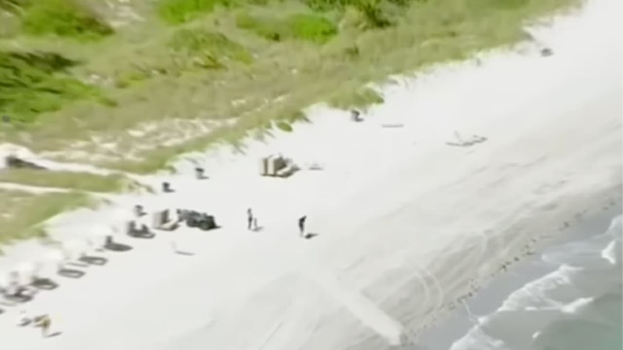 La
<b>hermana de Víctor fue atrapada por una corriente de resaca</b>, él se metió a intentar rescatarla, pero no le vieron más.
<a href="https://www.univision.com/local/miami-wltv/key-biscayne-cabeza-humana" target="_blank">La Guardia Costera lo buscó por días</a>, pero fue hasta el martes pasado que un hallazgo los alertó.