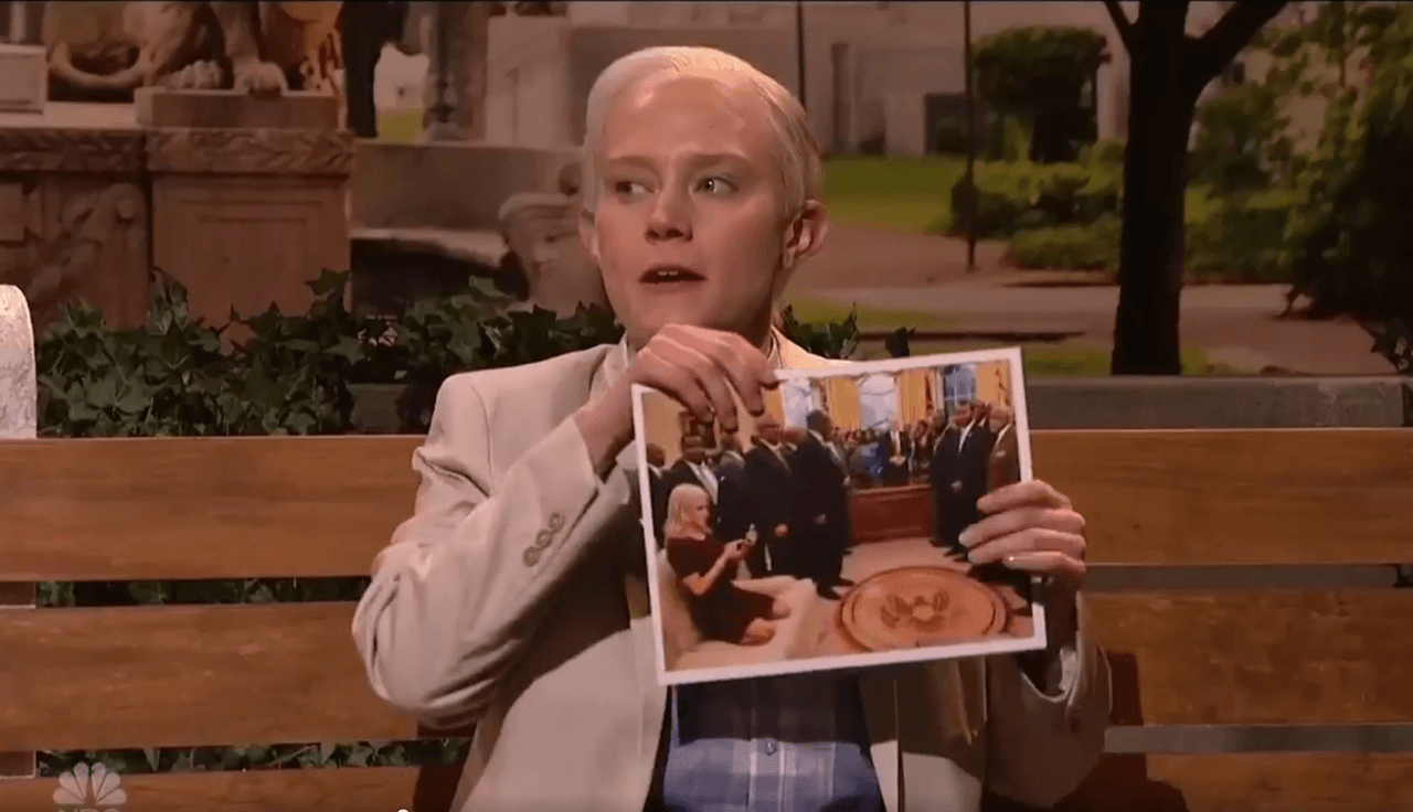 Saturday Night Live parodia al fiscal Sessions con una escena a lo Forrest Gump