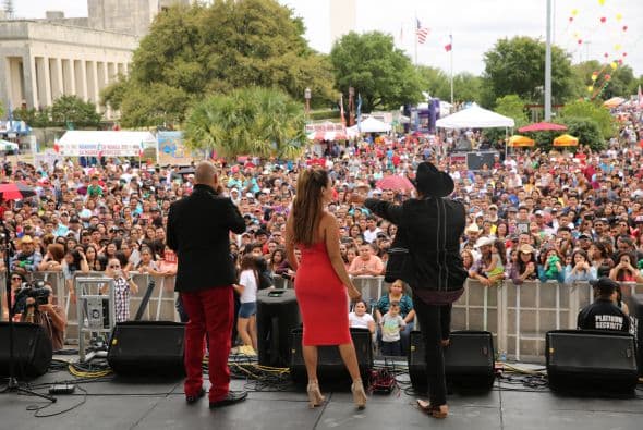 BMFshow en 5deMayo Dallas