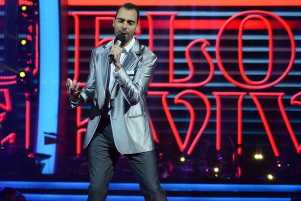 Arias tuvo que cantar en el duelo de sentenciados al inicio de la tercera gala.