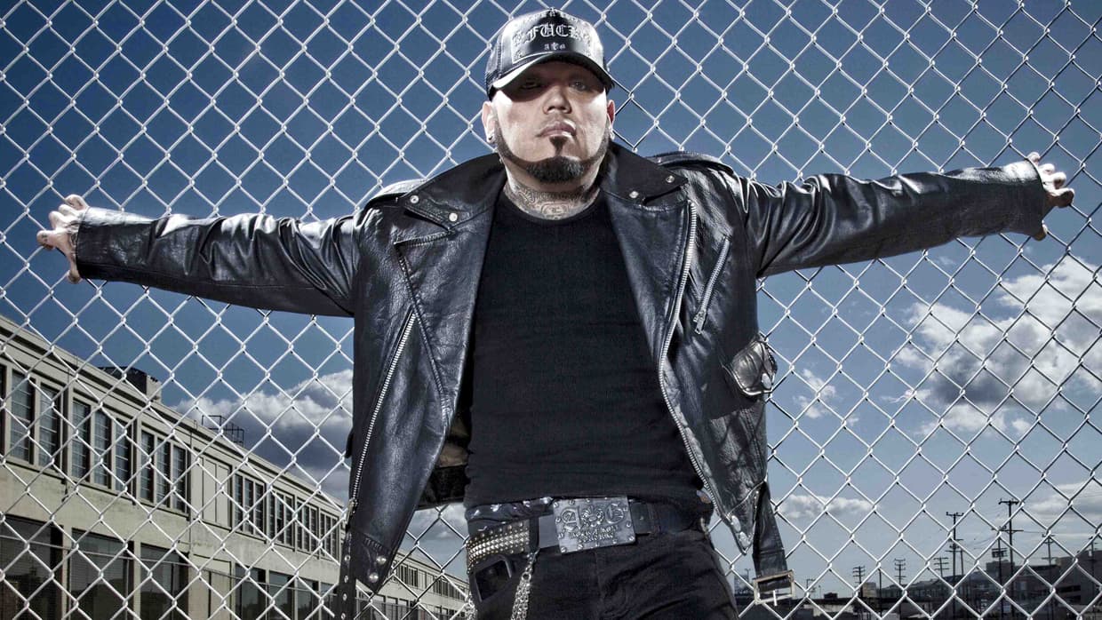 A.B. Quintanilla debe más de $87,000 en el pago de manutención de uno de sus hijos, según reporte