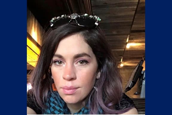 Elizabeth Baguett, de 34 años, murió en octubre de 2019. Uno de los policías que acudió a investigar su fallecimiento ha sido demandado por acariciar los senos del cadáver.