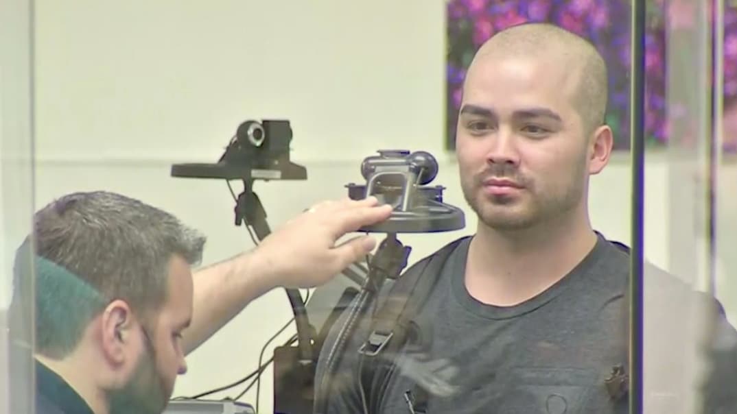 Autoridades migratorias implementan tecnología de reconocimiento facial en aeropuerto de Houston