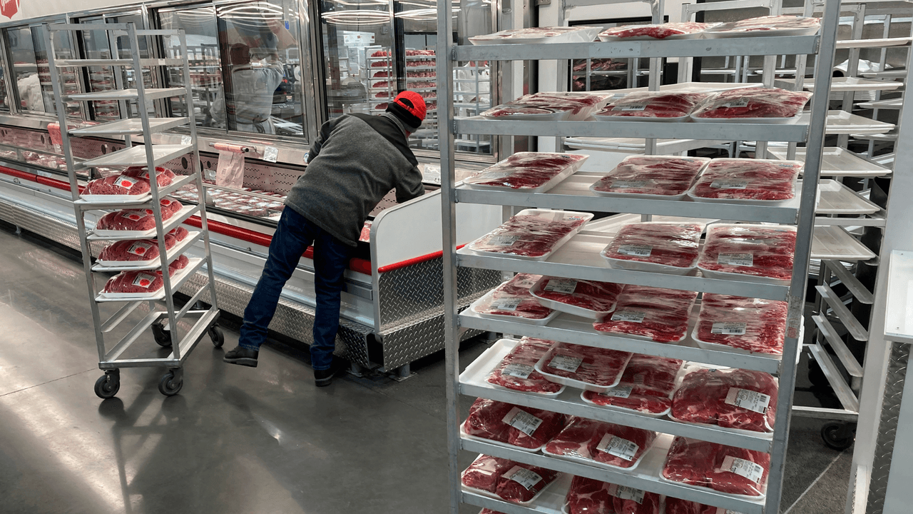 <h2 class="cms-H2-H2">Carne fresca</h2>
<br>Sea de la especie que sea, México no permite que ingreses carnes al país.