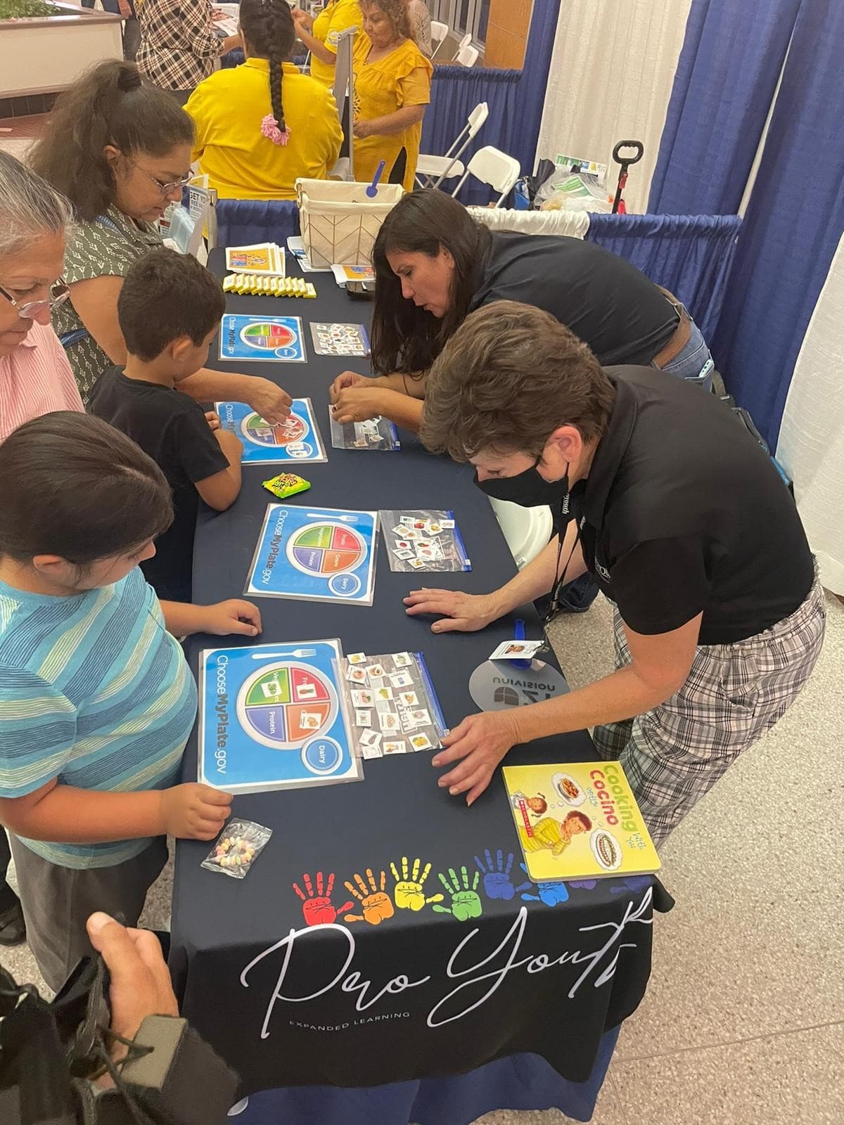 Y los más pequeños del hogar pudieron conocer temas de salud de una manera creativa y divertida.