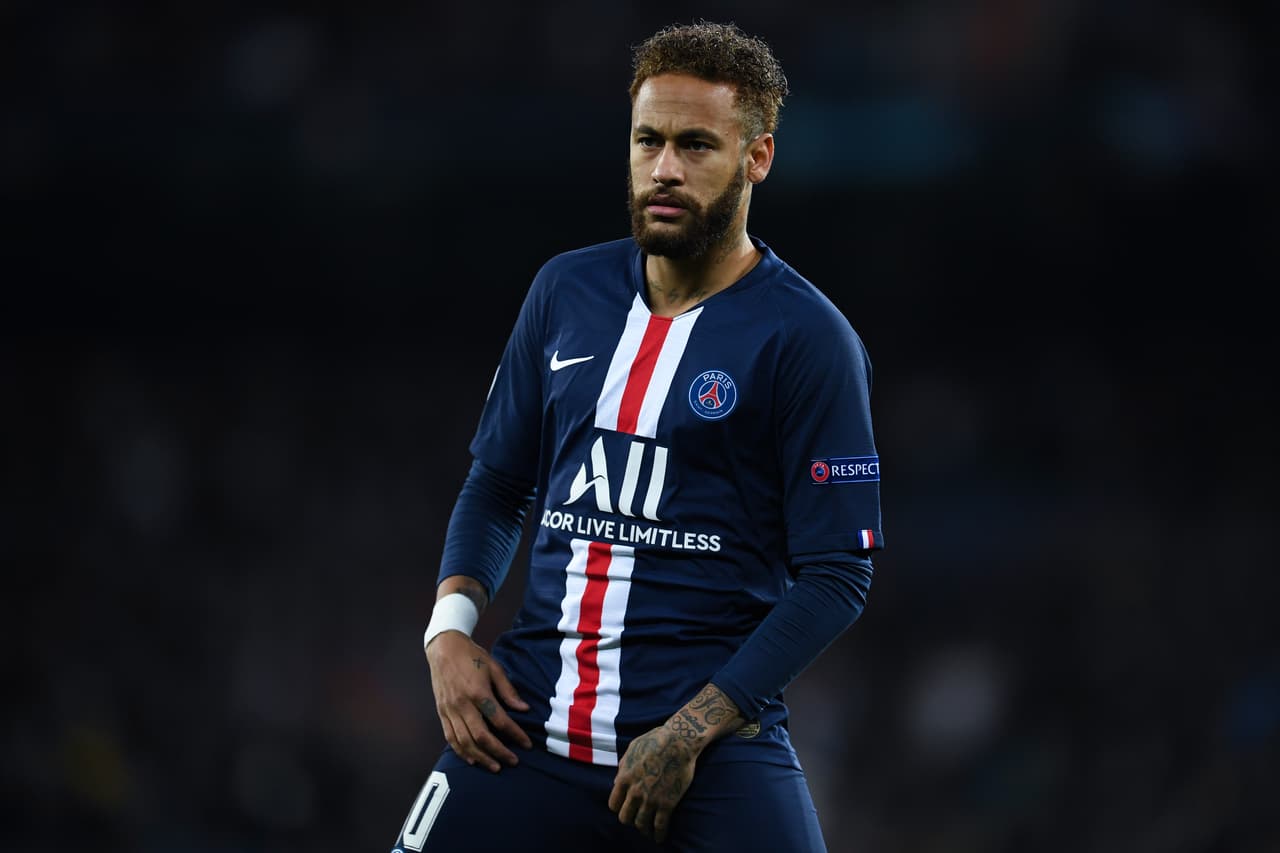 MADRID, SPAIN - NOVEMBER 26: Neymar JR of Paris Saint-Germain looks on during the UEFA Champions League group A match between Real Madrid and Paris Saint-Germain at Bernabeu on November 26, 2019 in Madrid, Spain. (Photo by David Ramos/Getty Images)