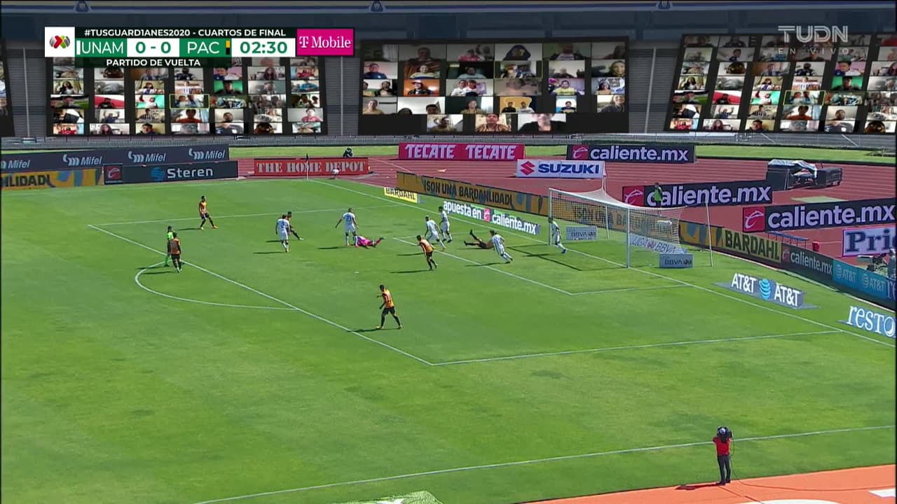 ¡TIRO ATAJADO! disparo por Víctor Dávila.