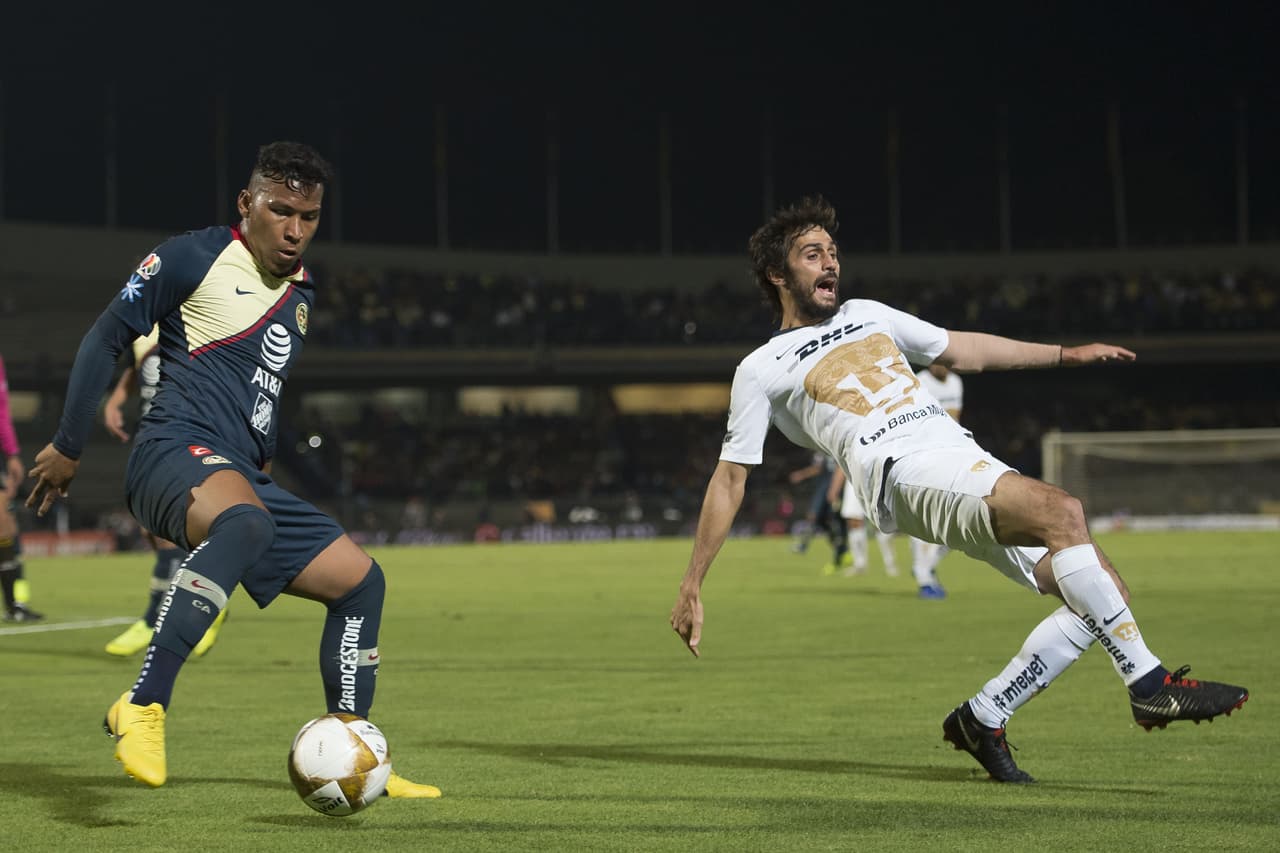 <b>Roger Martínez: 5.</b> El delantero colombiano estuvo prácticamente desaparecido, además de que falló el penal que pudo haber sido el 2-1 de su equipo.