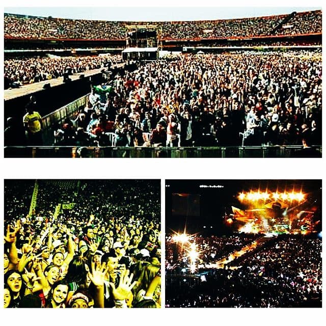 Además, durante horas contestó los mensajes y fotos que los fans de "Rebelde" publicaron en Twitter.