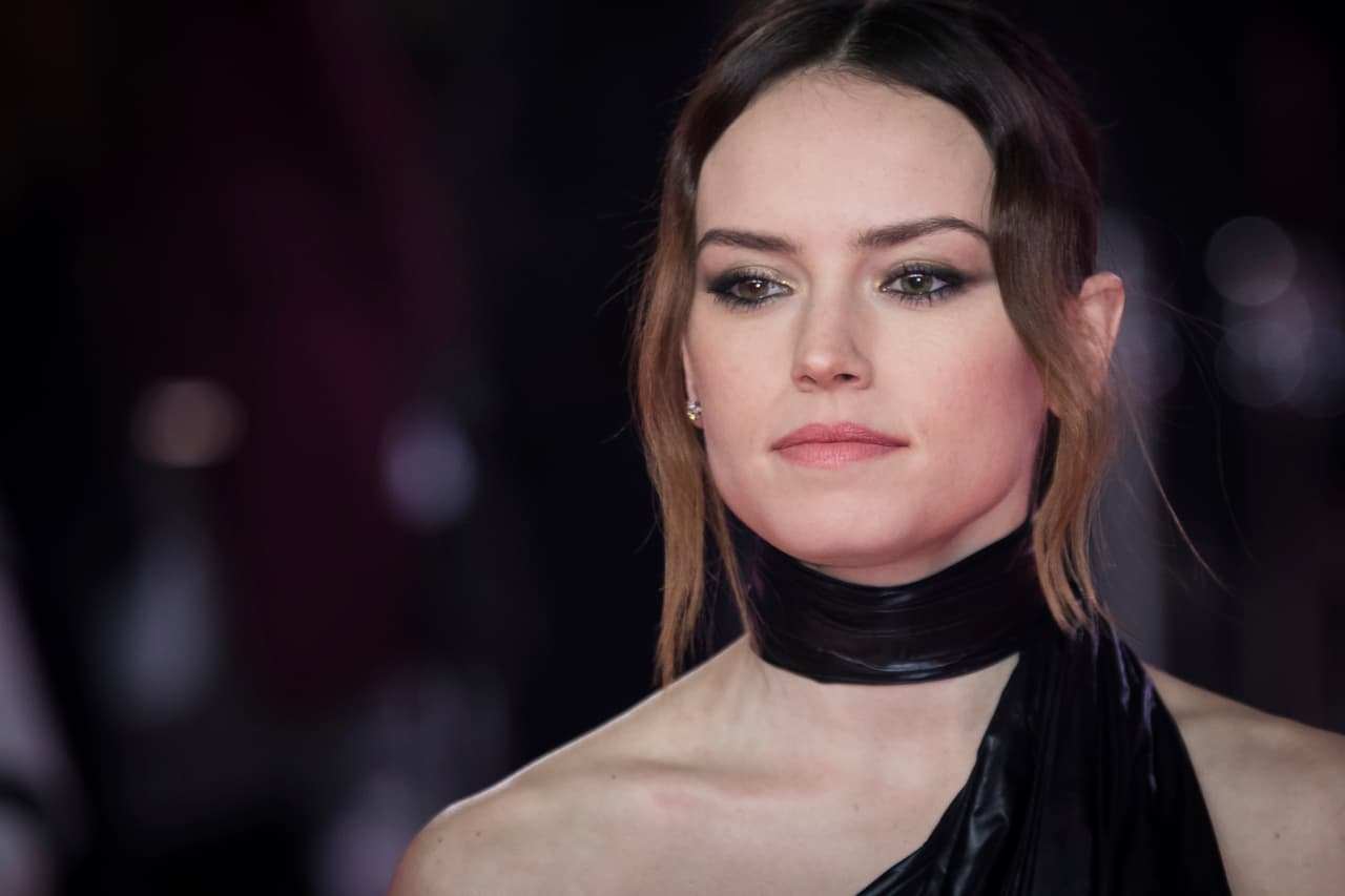 Así como Lena Dunham, 
<b>Daisy Ridley, Hillary Clinton, Susan Sarandon</b> y otras figuras públicas han hablado abiertamente de su endometriosis buscando visibilizar esta enfermedad de la que pocos hablan.