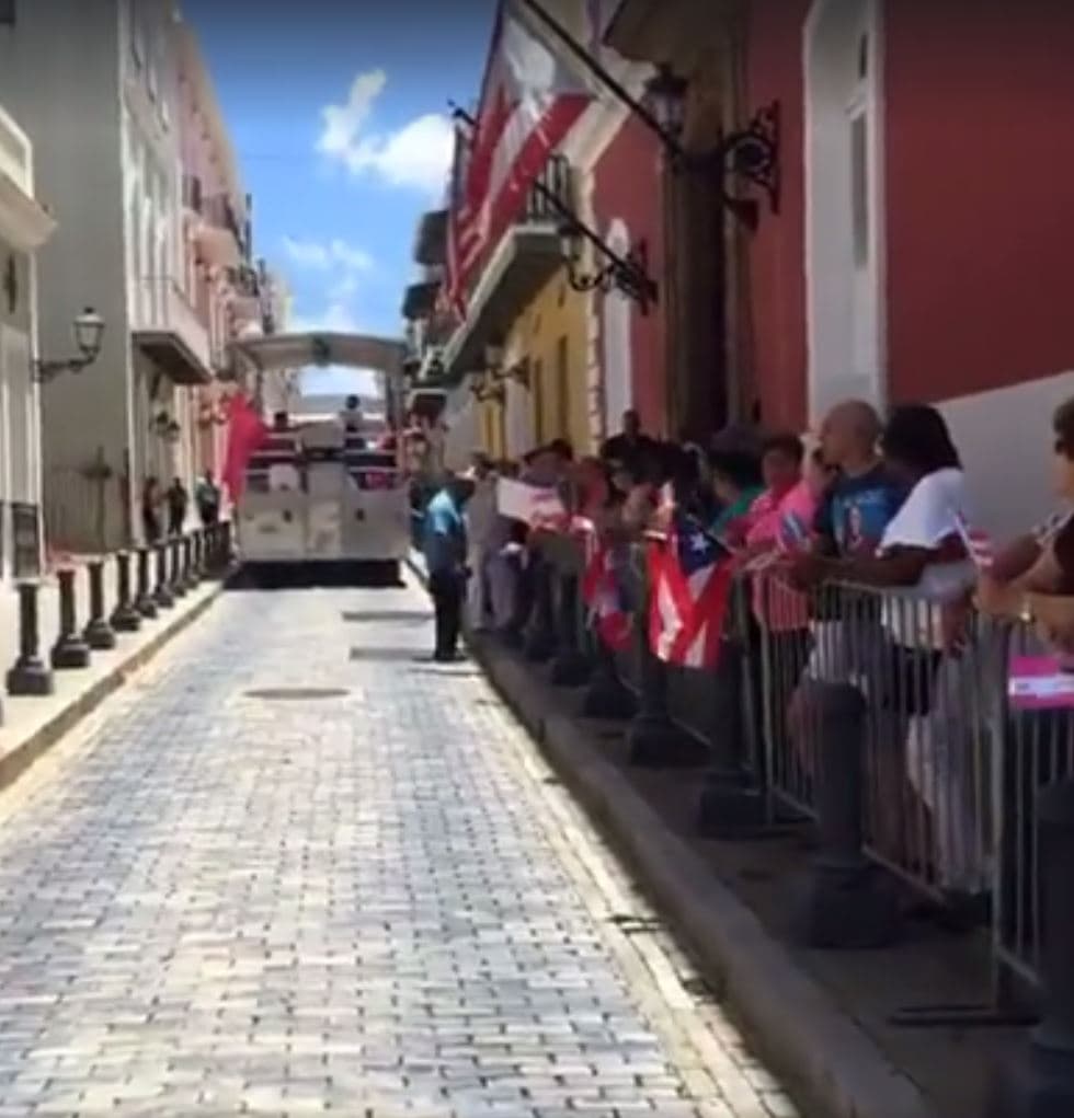 El gobernador Alejandro García Padilla realizó un evento en La Fortaleza donde se reconoció la labor de los atletas puertorriqueños y se le dio una medalla simbólica a los atletas Javier Culson y Franklin Gómez.
