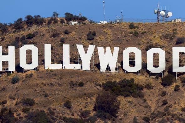 El cartel de Hollywood. El letrero original de la colina de Hollywood se vendió por 450.400 dólares.