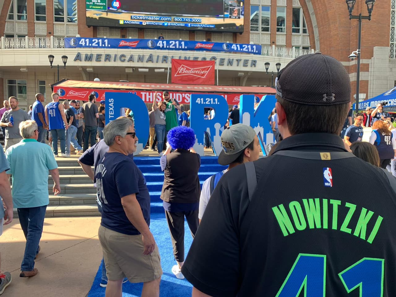 Nowitzki de 40 años esta en la temporada 21 en la NBA.