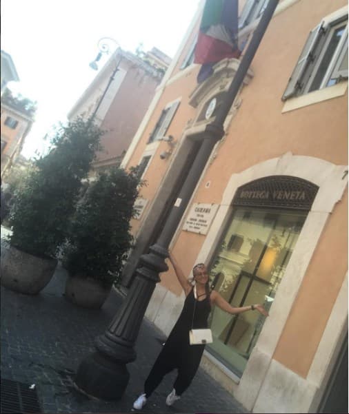 Por la calles de la pintoresca Italia, Galilea es la más feliz.