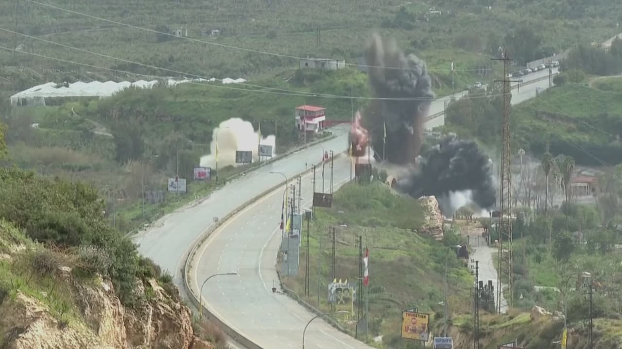 Israel destruye puente en Líbano sobre río Litani; lo declara objetivo militar