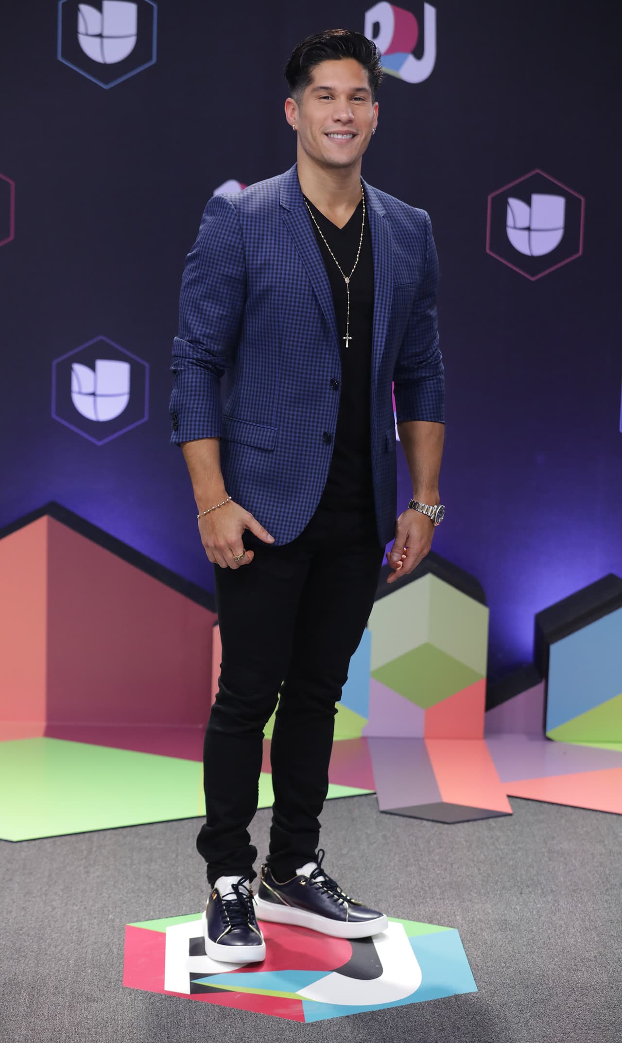 Jesús Alberto Miranda, su nombre real, 
<b>estuvo hospitalizado durante un mes </b>para recibir fisioterapia en cama. Poco a poco recuperó la fuerza y el movimiento, logrando ponerse de pie para hacer ejercicio.
<br>