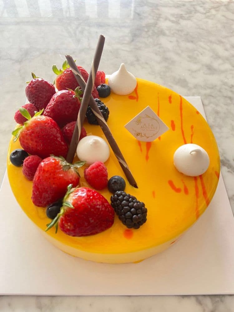 <b>A La Mousse</b>
<br>Dirección: 1622 South St Philadelphia, PA 19146
<br>Teléfono: (215) 546-3888
<br>
<b><a href="https://www.yelp.com/map/a-la-mousse-philadelphia-6">Cómo llegar</a></b>
<br>
<br>Sus propietarios dicen que “nos especializamos en café, té de frutas, postres y helado. Somos famosos por nuestros postres inspirados en platos franceses y asiáticos con helado”.