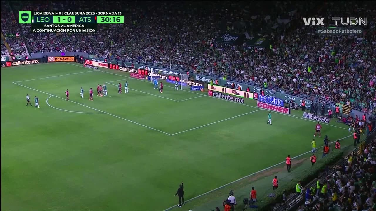 ¡Óscar García evita el gol del empate del Atlas!