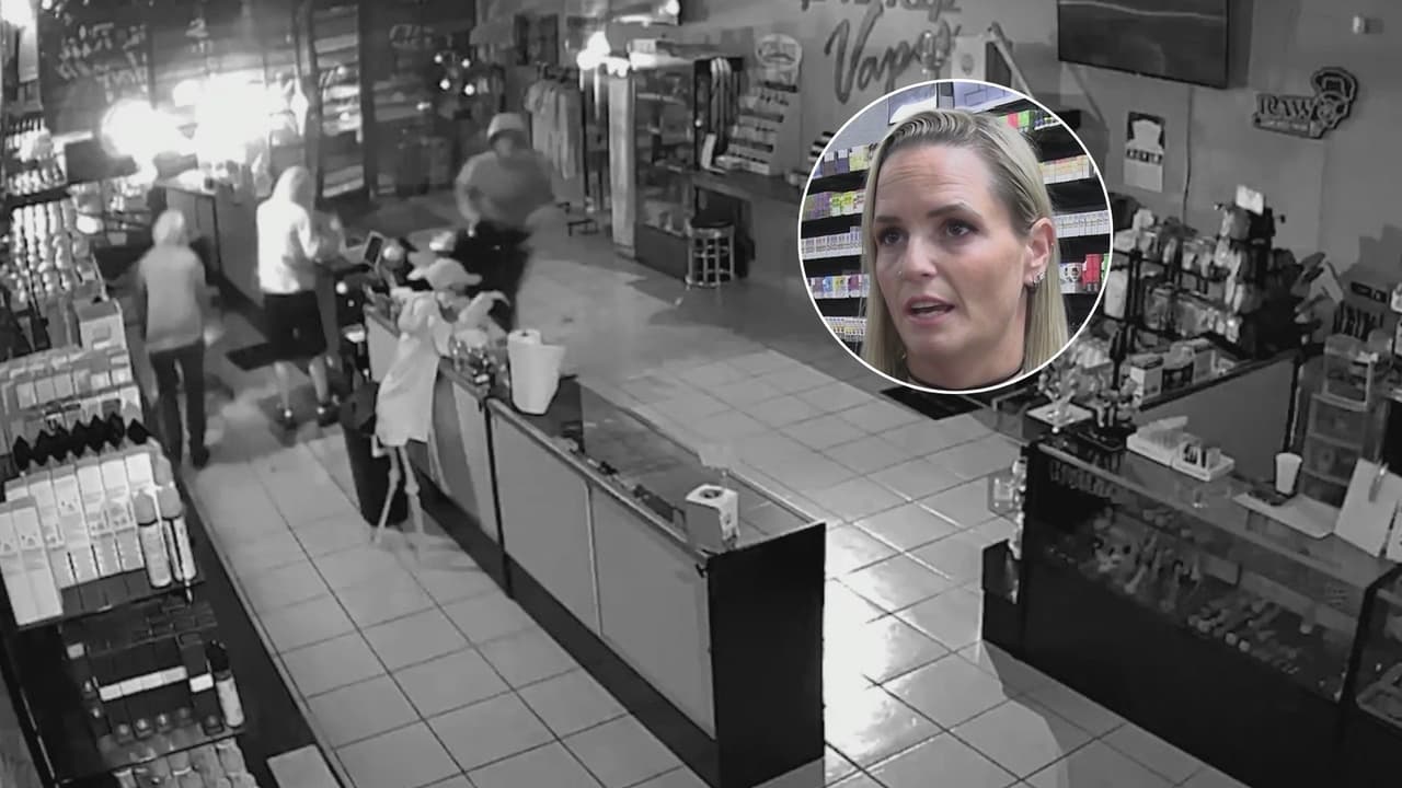 Lacy Hobble, dueña de dos tiendas que venden cigarrillos electrónicos y otros productos, denunció cómo sus negocios, uno ubicado en Cedar Park y el otro en Pflugerville, fueron robados en las últimas semanas con el mismo modus operandi. 
<br>
<br>Los ladrones rompieron la puerta de entrada dándole reversa a un carro y se llevaron mercancía valuada en más de $50,000. “Es una escena terrible”, dijo.