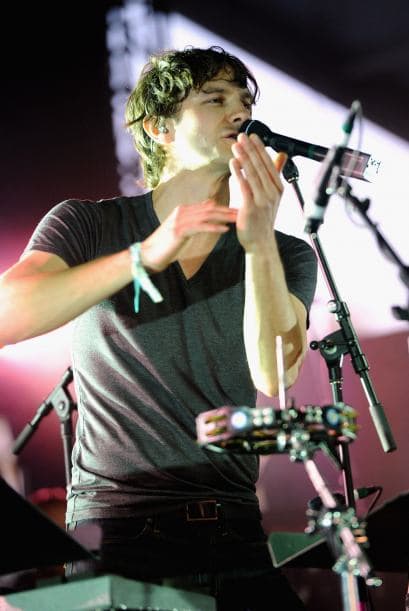 Record of the Year-“Somebody that I used to know” ->Gotye & Kimbra.